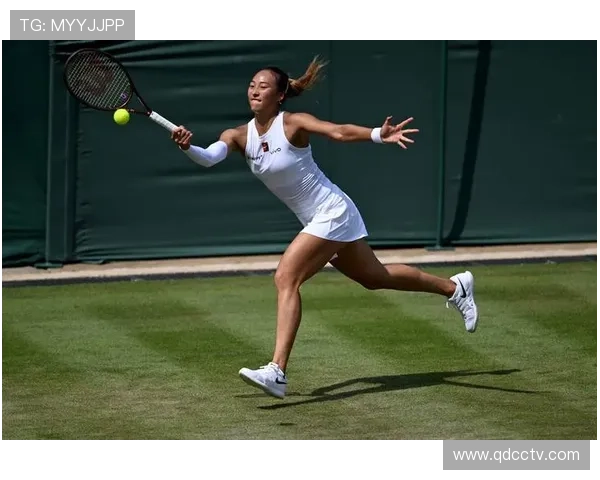 网球赛季新篇章：全球顶尖选手争锋激烈 展现超凡实力与精彩对决